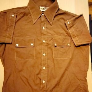 Vintage Western Wear . Marlboro short sleeve button up . Large